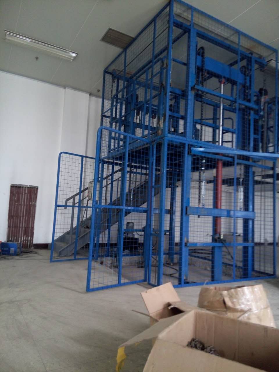 链条式升降货梯